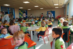 Servicio de comedor en el colegio Luis Amigó de Pamplona