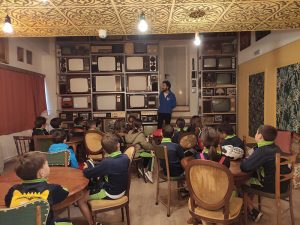 Alumnado del colegio Luis Amigó visita Traperos de Emaús