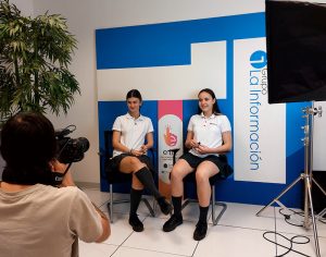 Alumnas de Amigo en el diario de navarra